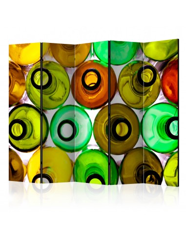 bottles (background) 5 volets