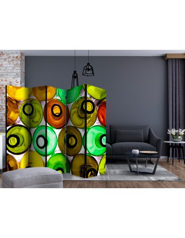 bottles (background) 5 volets